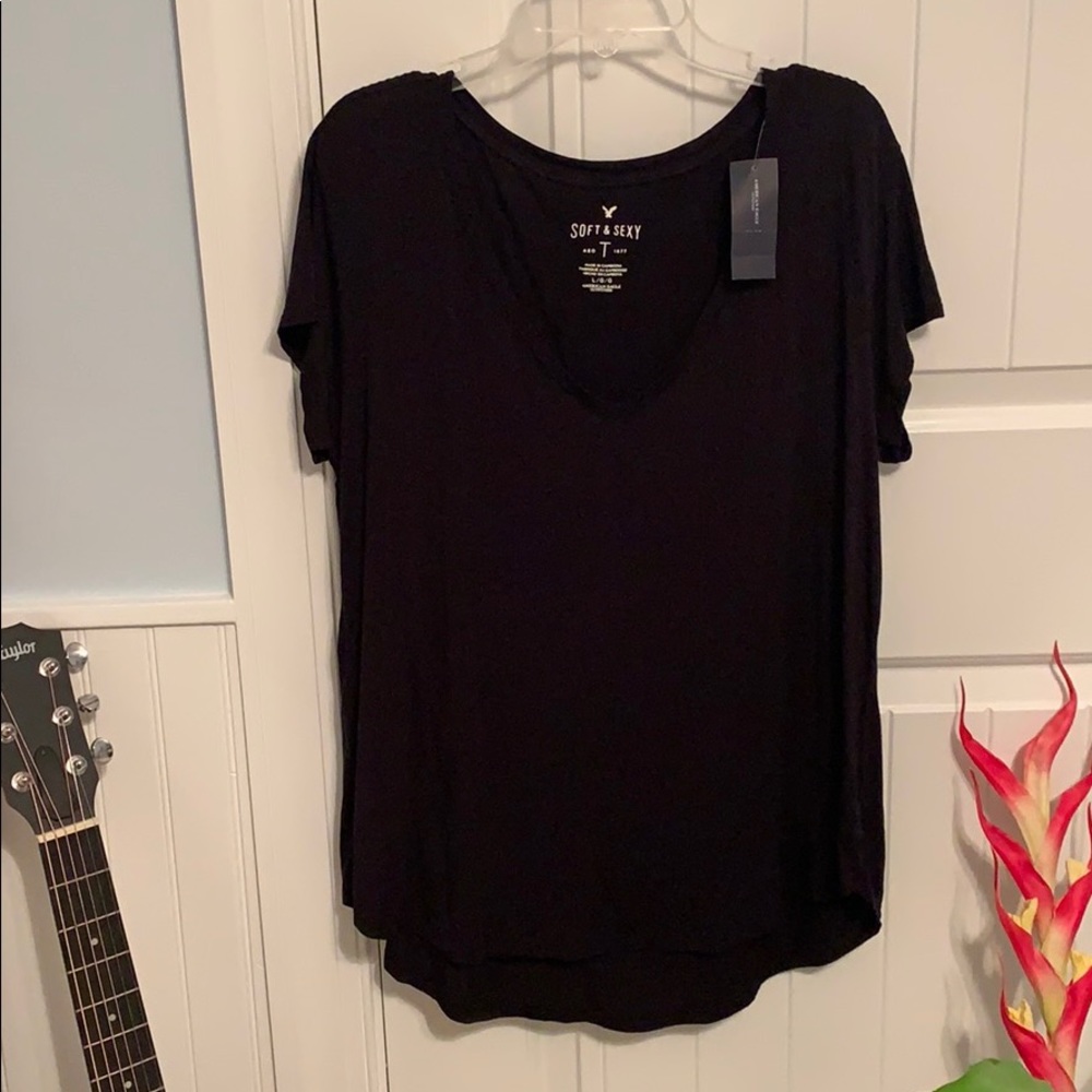 American Eagle Soft Black Tee